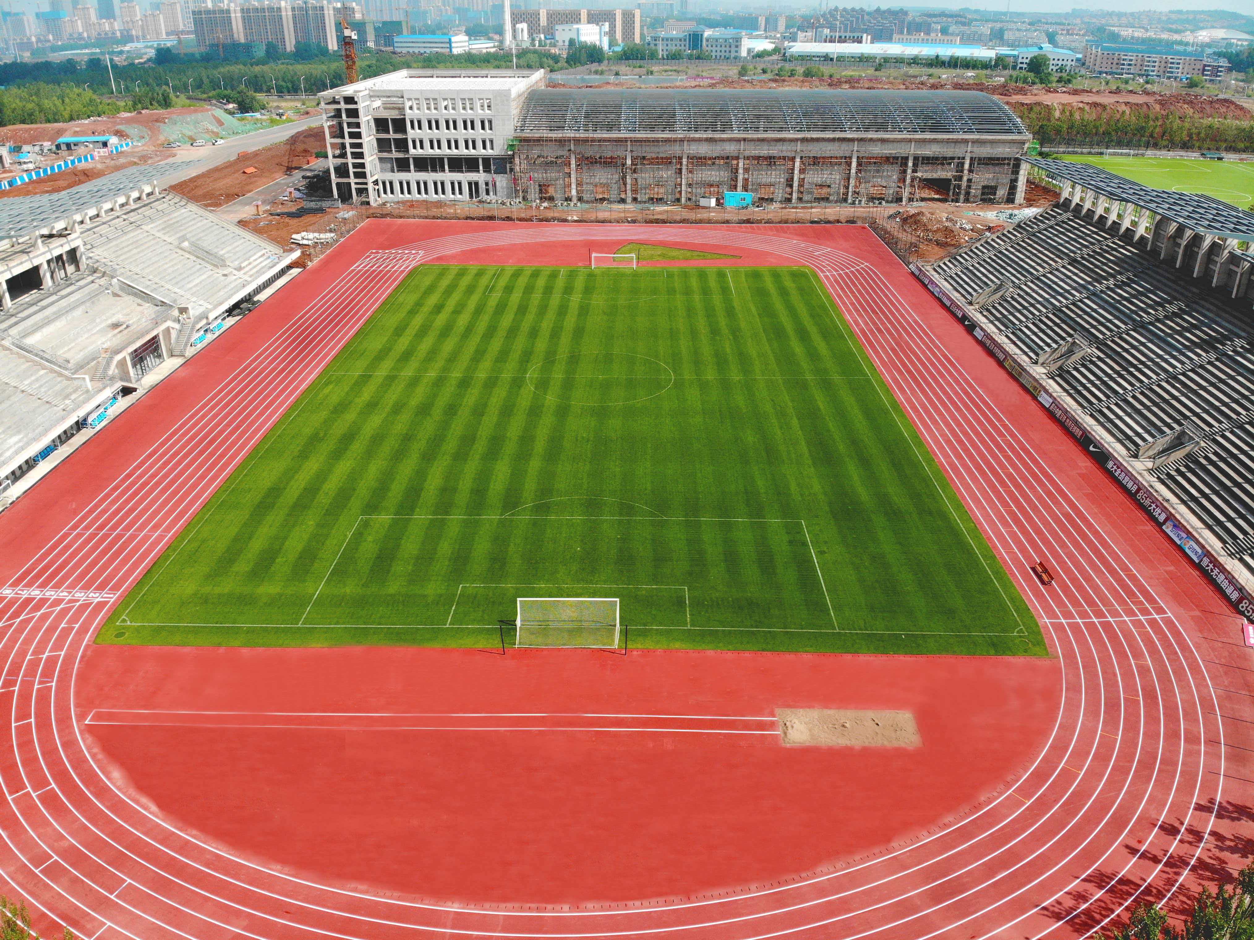 常德市透气型塑胶跑道新国标塑胶跑道 - 厂家